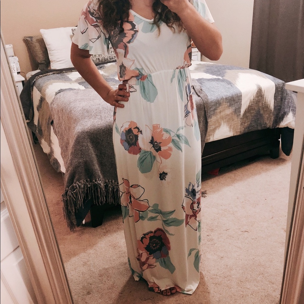 White floral Maxi Dress
